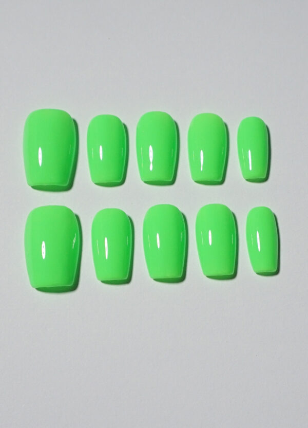 Green 2 – Image 2